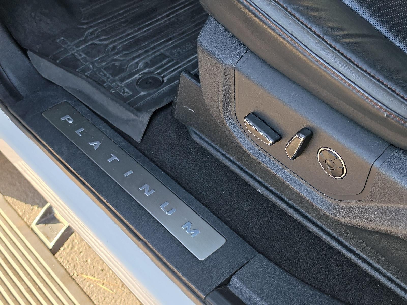 2022 Ford Super Duty F-350 Platinum