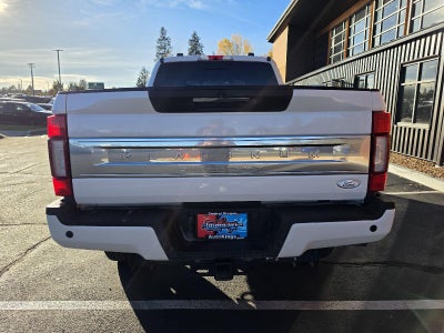 2022 Ford Super Duty F-350 Platinum