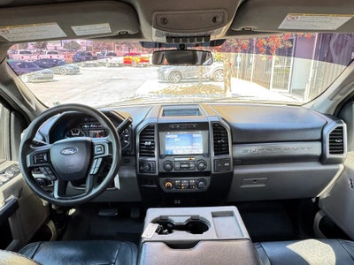 2019 Ford F350 Super Duty Crew Cab XLT Pickup 4D 6 3/4 ft