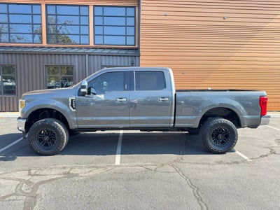 2019 Ford F350 Super Duty Crew Cab XLT Pickup 4D 6 3/4 ft