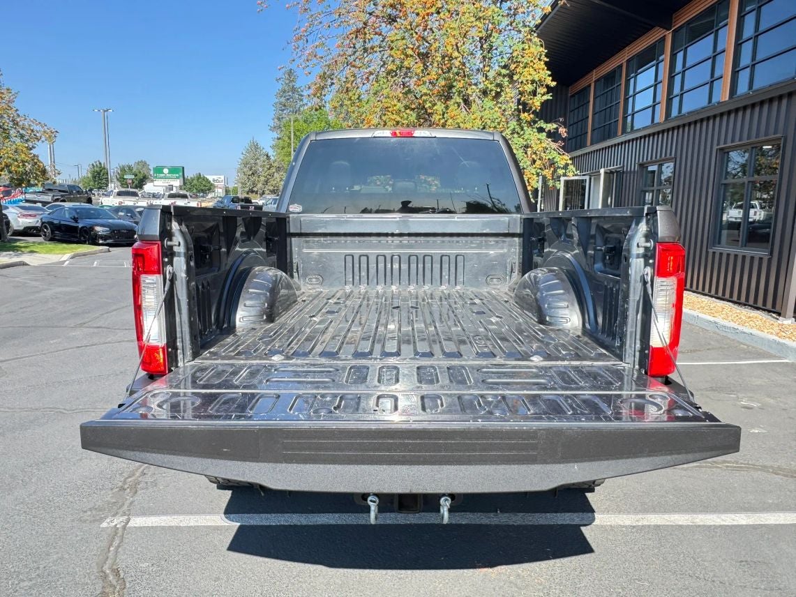 2019 Ford F350 Super Duty Crew Cab XLT Pickup 4D 6 3/4 ft
