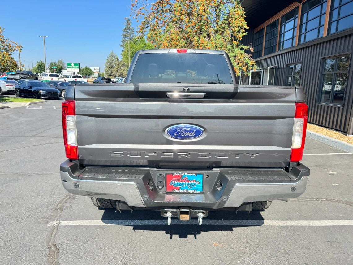 2019 Ford F350 Super Duty Crew Cab XLT Pickup 4D 6 3/4 ft