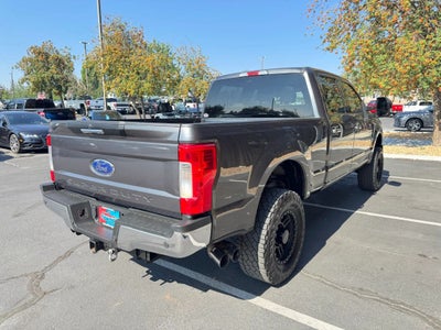 2019 Ford F350 Super Duty Crew Cab XLT Pickup 4D 6 3/4 ft