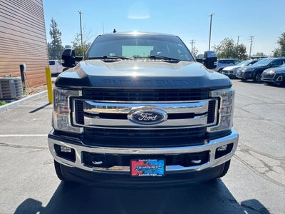 2019 Ford F350 Super Duty Crew Cab XLT Pickup 4D 6 3/4 ft