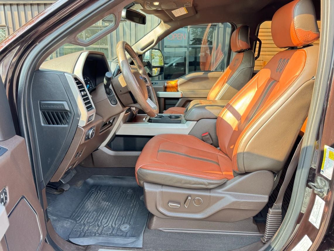 2019 Ford F350 Super Duty Crew Cab King Ranch Pickup 4D 6 3/4 ft