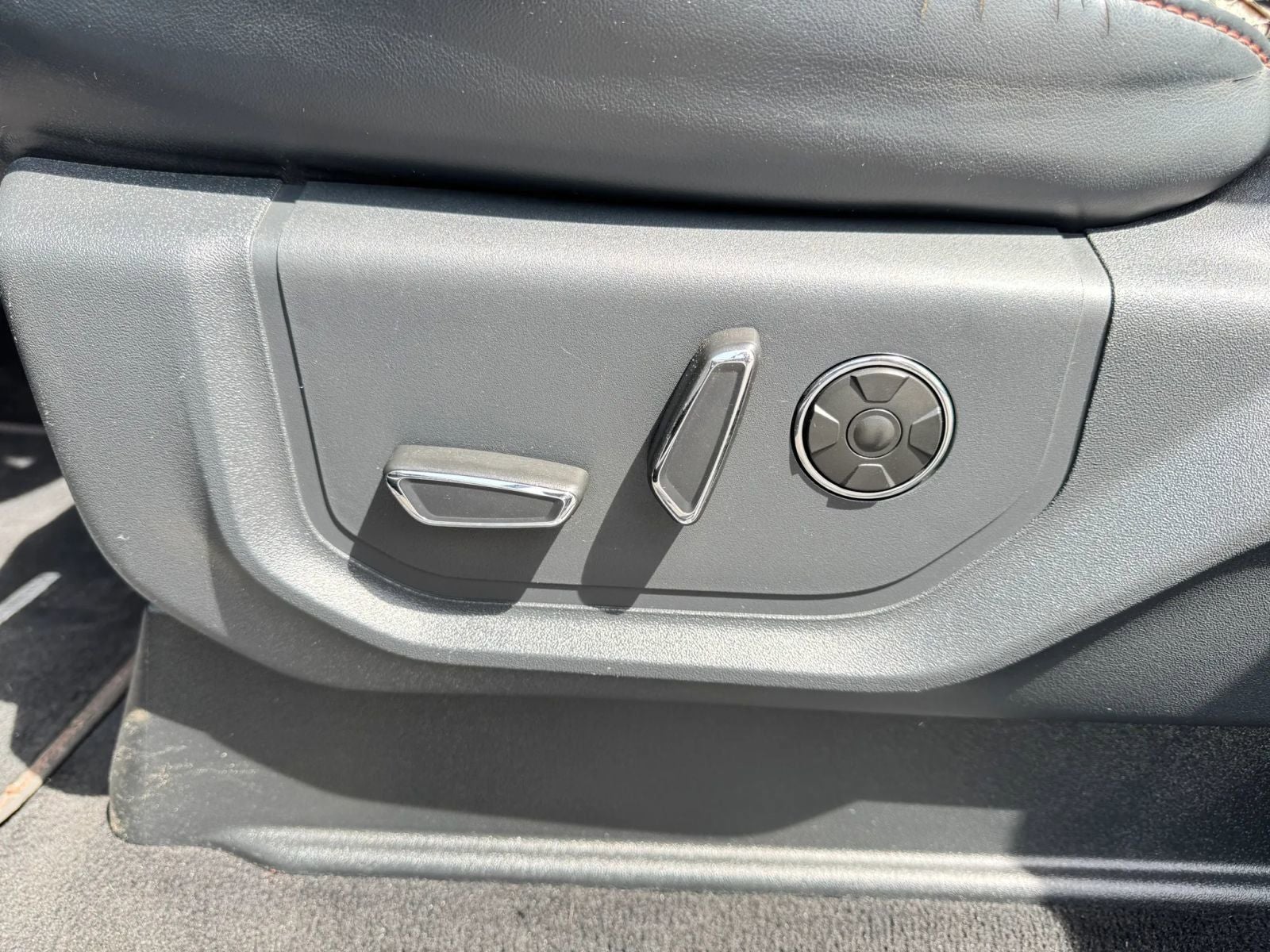 2022 Ford F-350SD Platinum