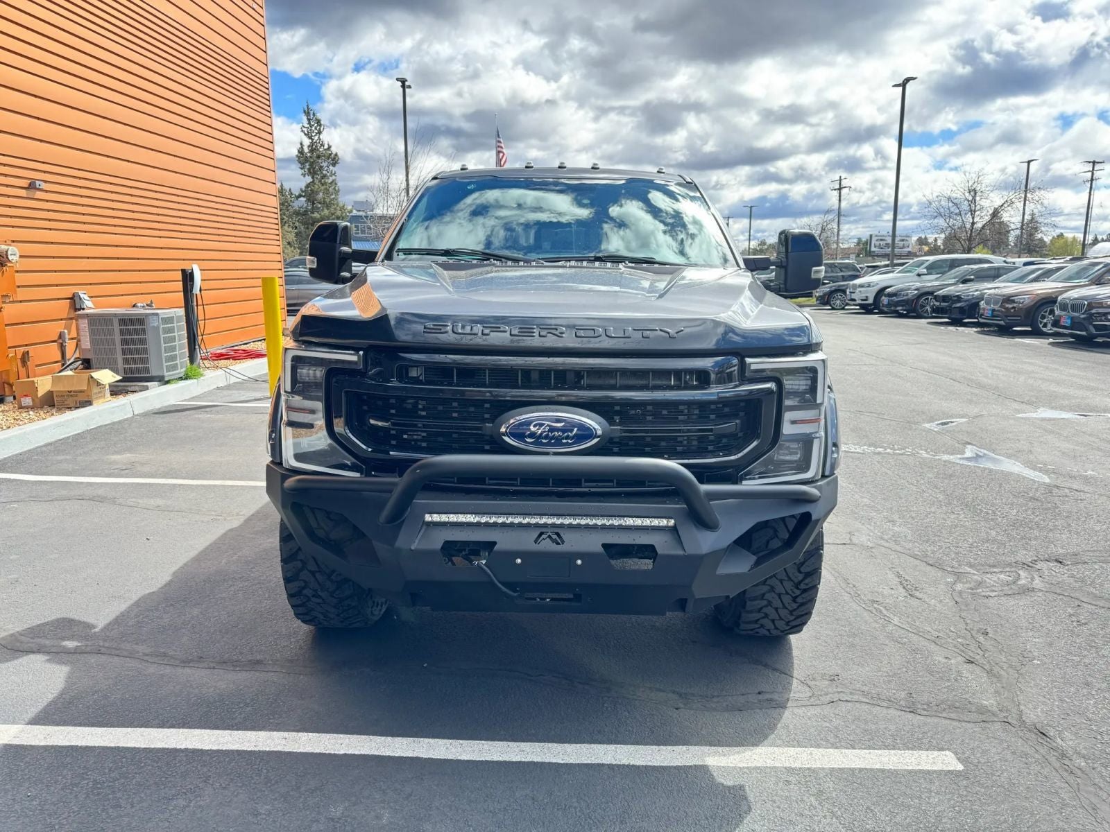 2022 Ford F-350SD Lariat