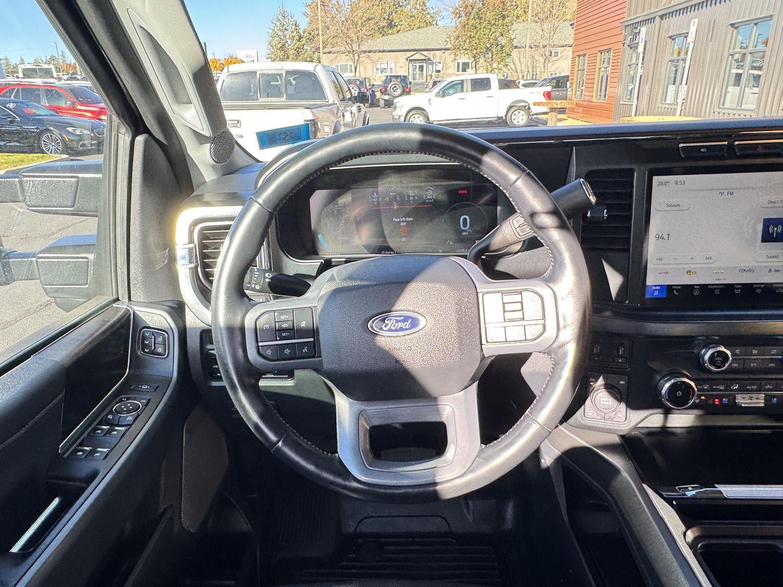 2023 Ford Super Duty F-350 Lariat