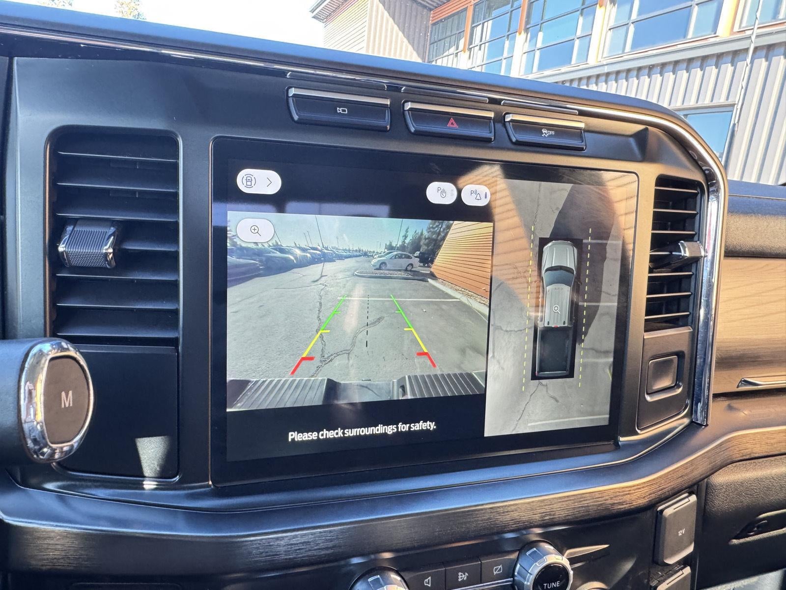 2023 Ford Super Duty F-350 Lariat