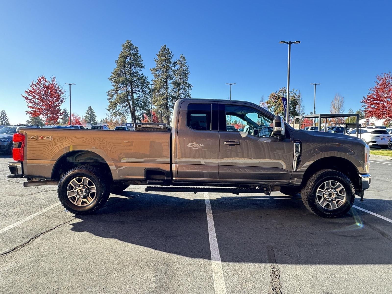 2023 Ford Super Duty F-350 Lariat