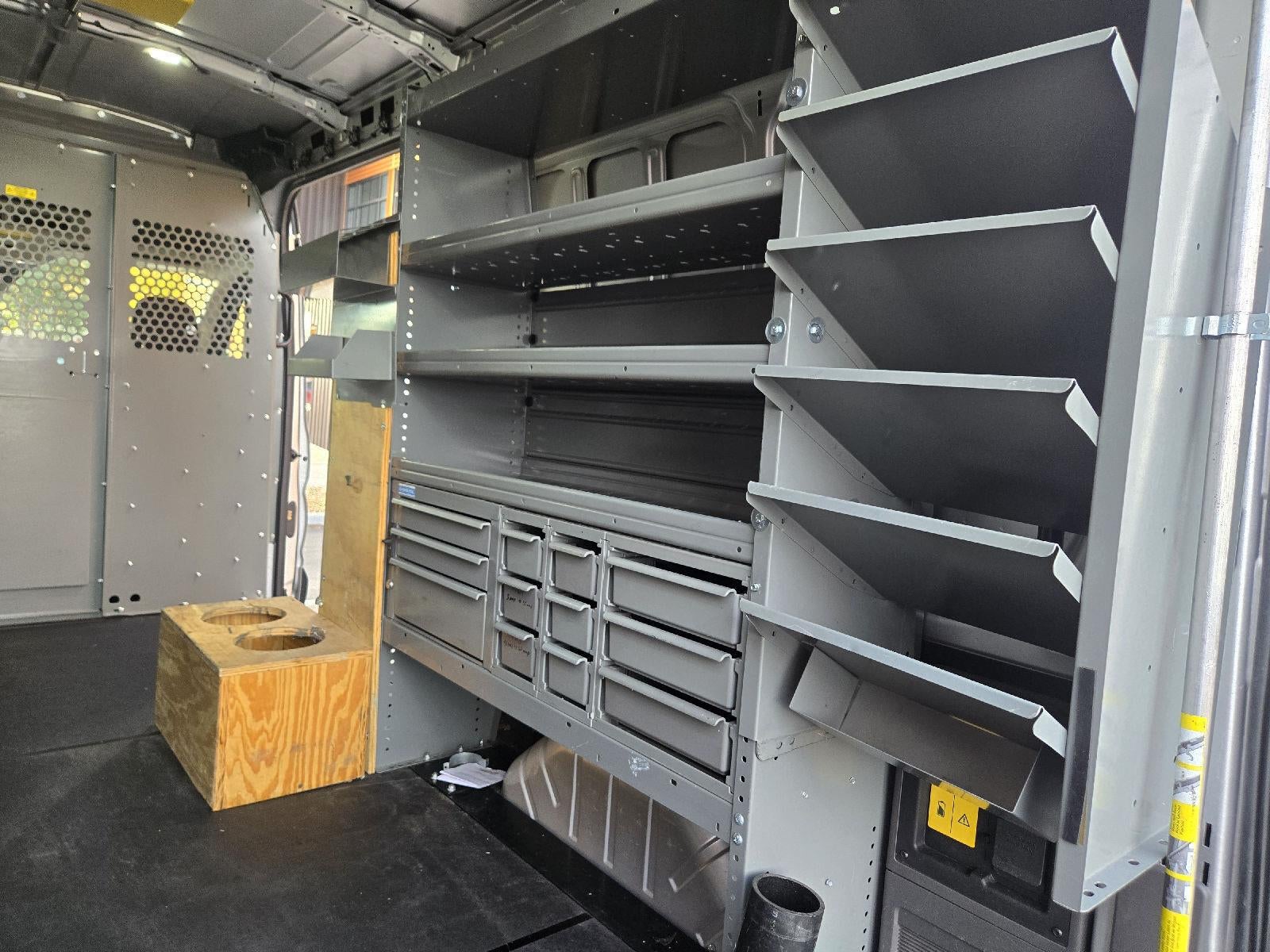 2023 Ford E-Transit 350