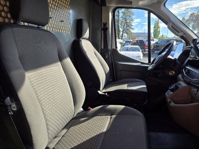 2022 Ford E-Transit 350