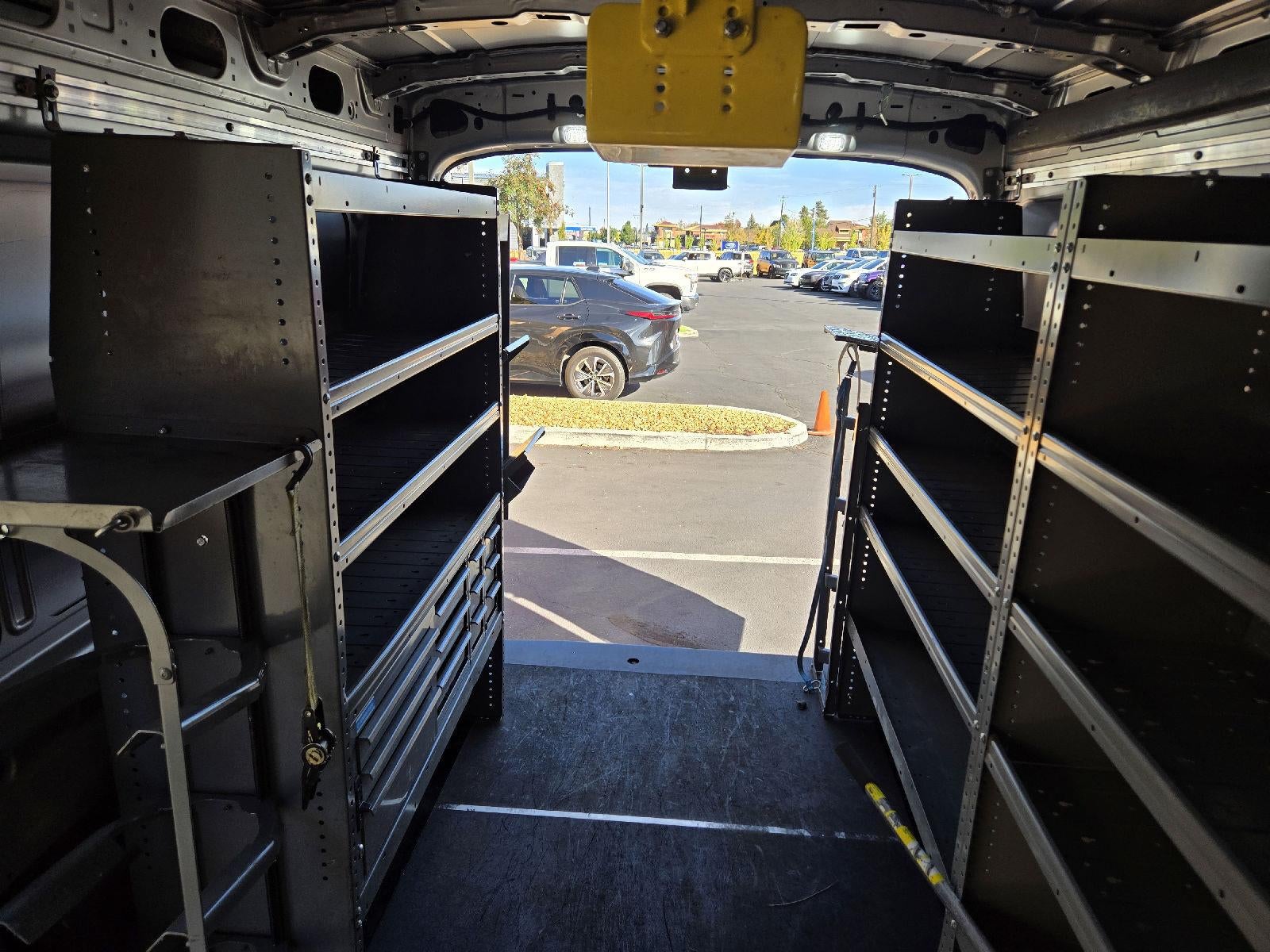 2022 Ford E-Transit 350