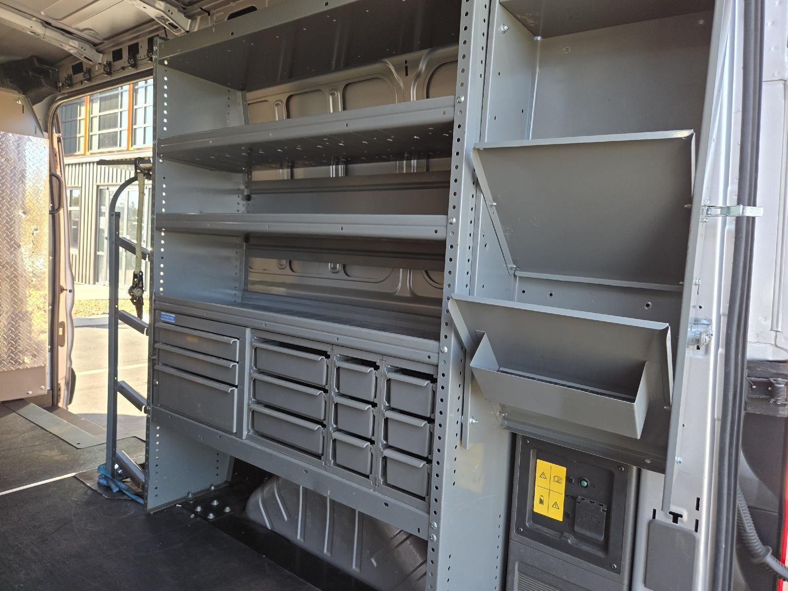 2022 Ford E-Transit 350
