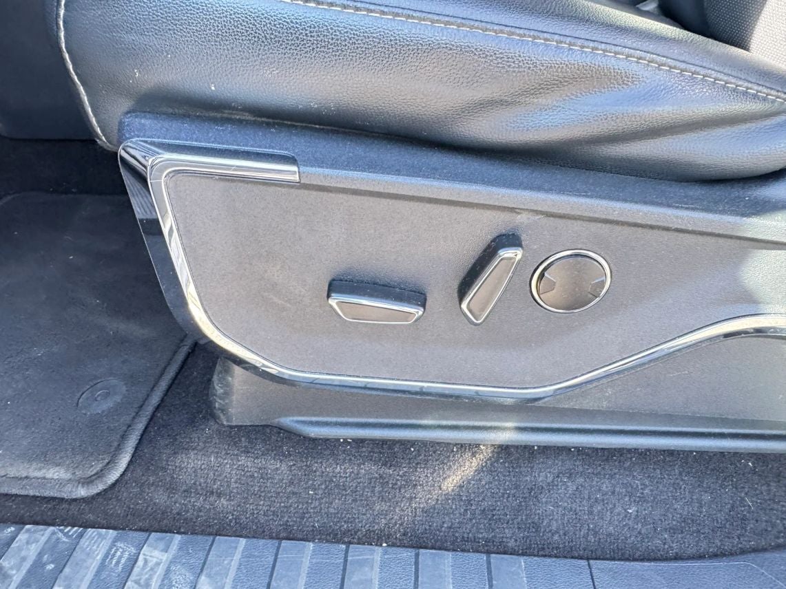 2022 Ford F150 SuperCrew Cab Lariat Pickup 4D 6 1/2 ft