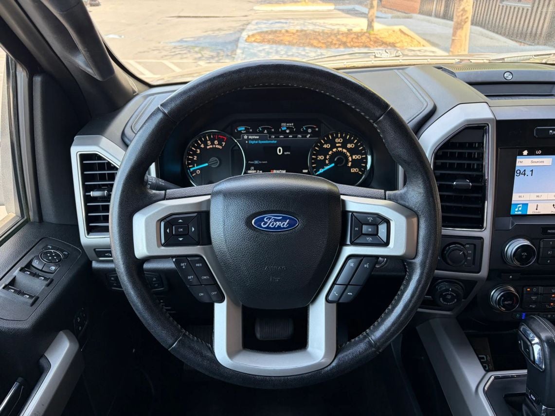 2018 Ford F150 SuperCrew Cab Lariat Pickup 4D 6 1/2 ft