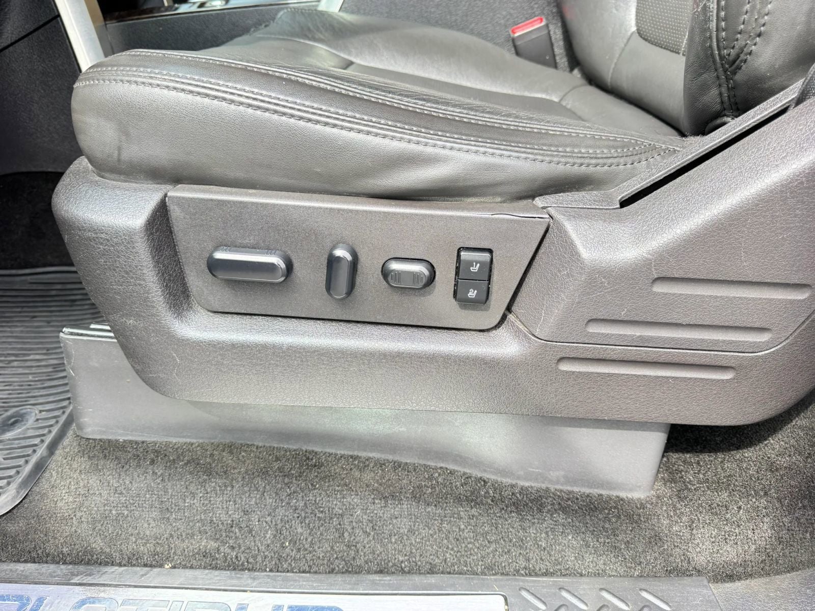2014 Ford F-150 Platinum