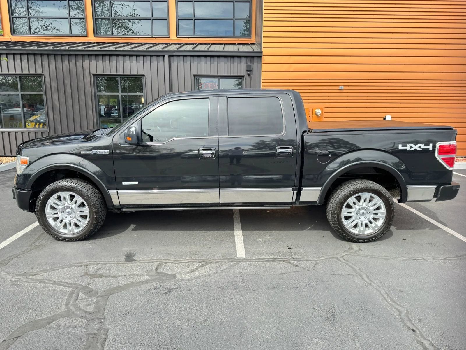 2014 Ford F-150 Platinum