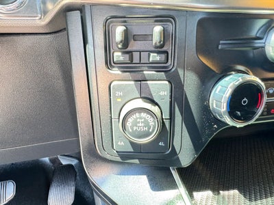 2023 Ford F150 SuperCrew Cab Raptor Pickup 4D 5 1/2 ft