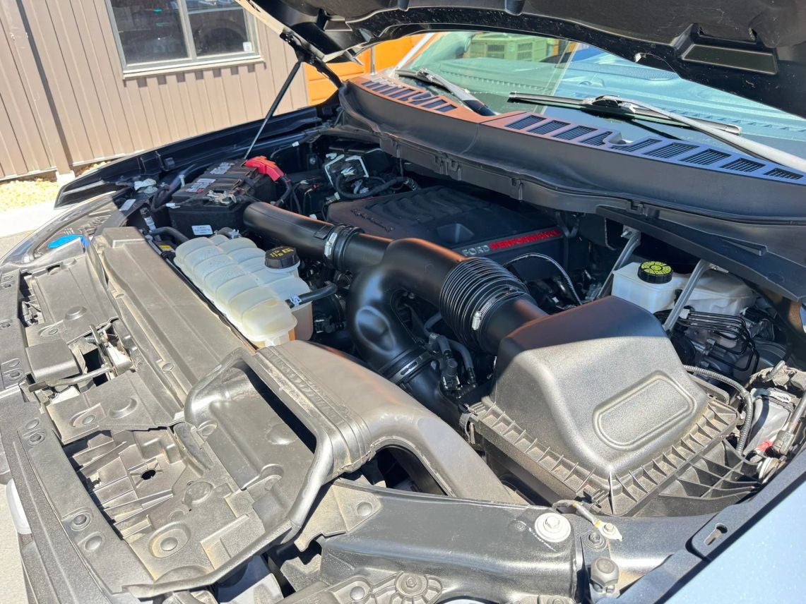 2023 Ford F150 SuperCrew Cab Raptor Pickup 4D 5 1/2 ft