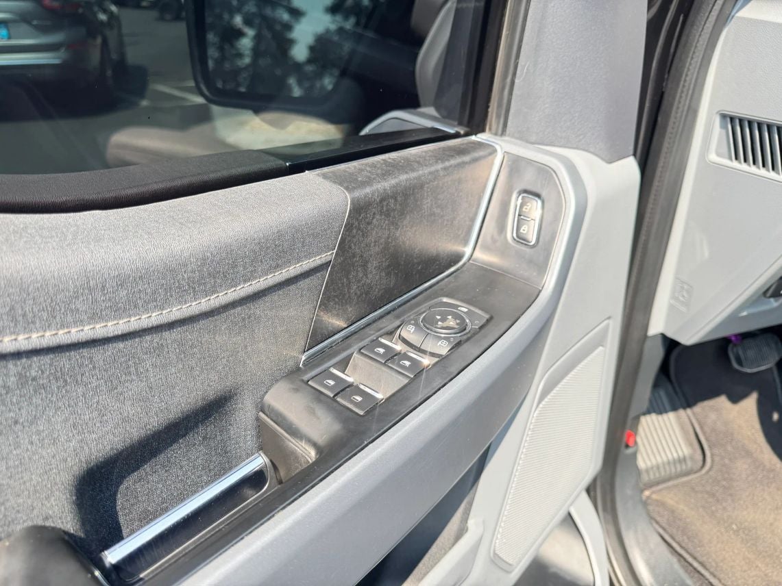2023 Ford F150 Lightning XLT Pickup 4D 5 1/2 ft