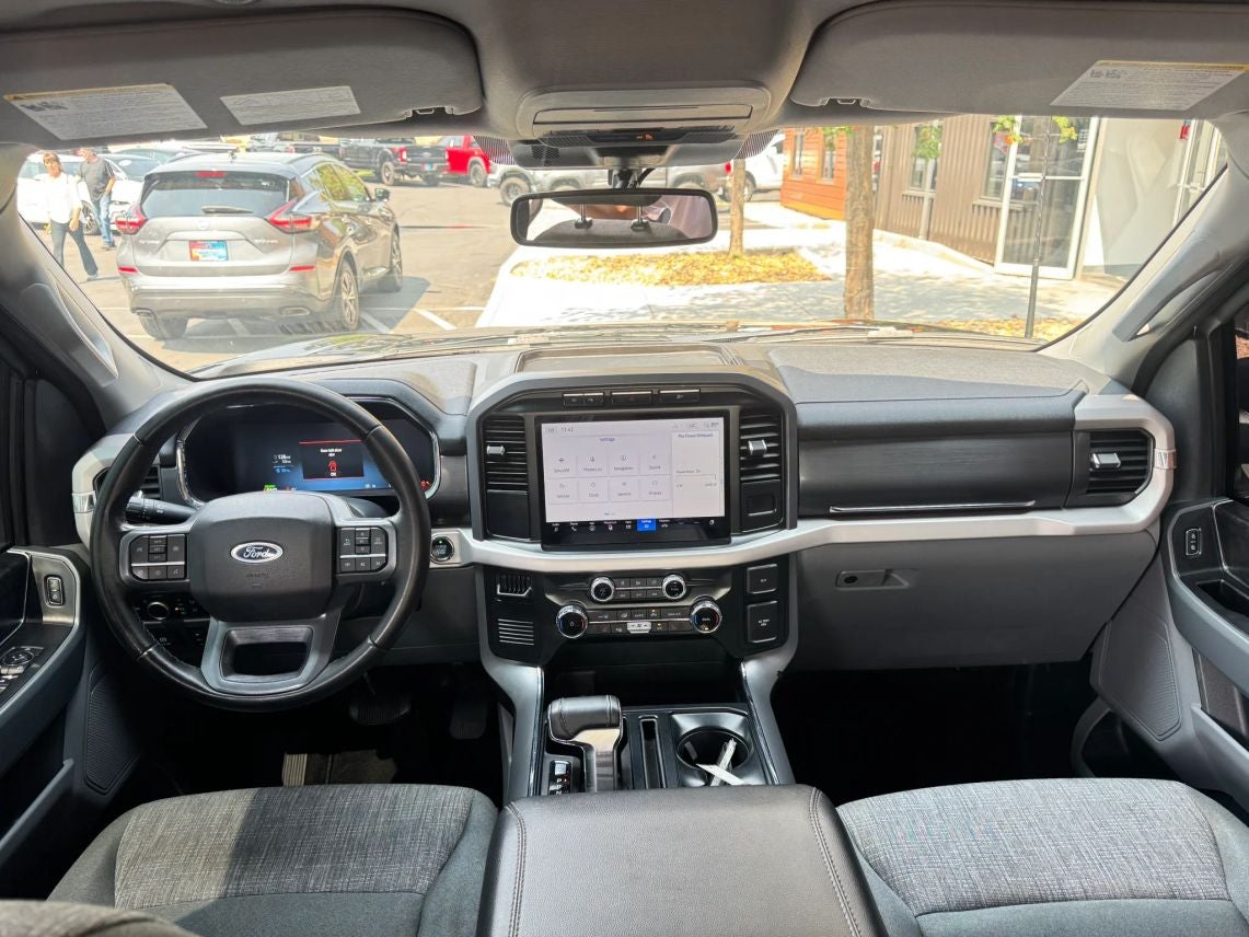 2023 Ford F150 Lightning XLT Pickup 4D 5 1/2 ft