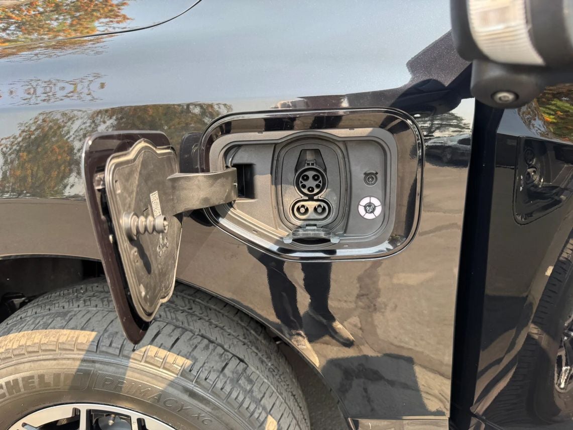 2023 Ford F150 Lightning XLT Pickup 4D 5 1/2 ft