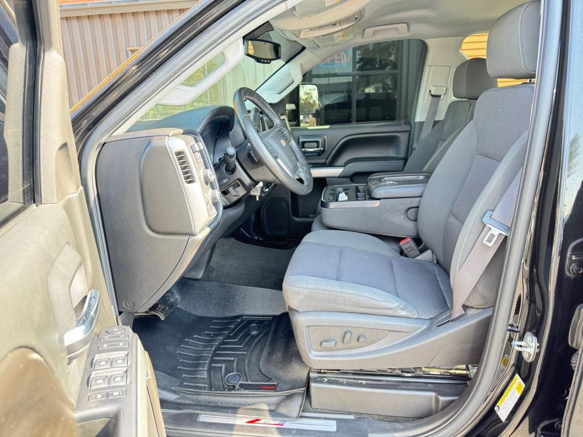 2016 Chevrolet Silverado 2500 HD Crew Cab LT Pickup 4D 6 1/2 ft