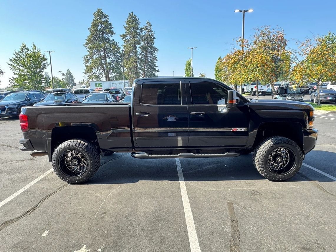2016 Chevrolet Silverado 2500 HD Crew Cab LT Pickup 4D 6 1/2 ft