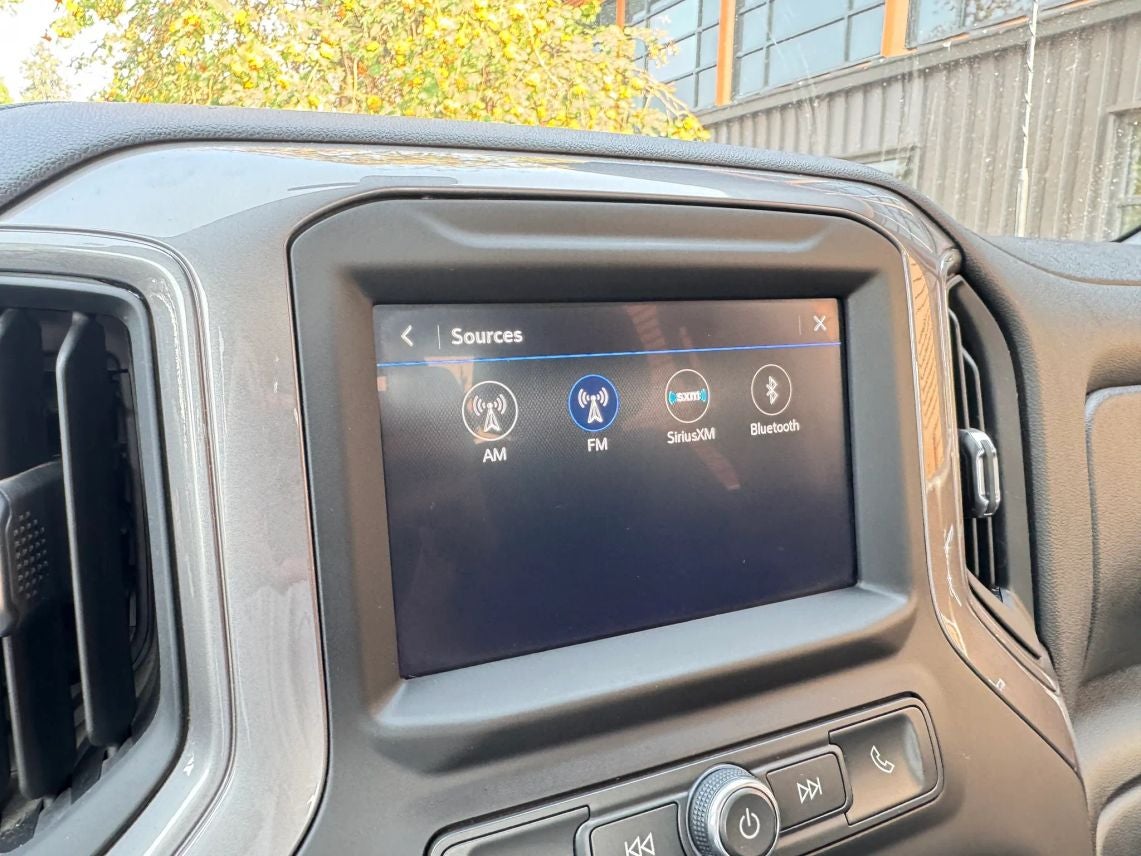 2022 Chevrolet Silverado 2500 HD Double Cab Custom Pickup 4D 8 ft