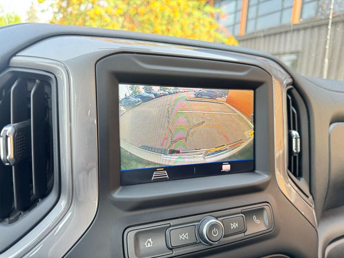 2022 Chevrolet Silverado 2500 HD Double Cab Custom Pickup 4D 8 ft