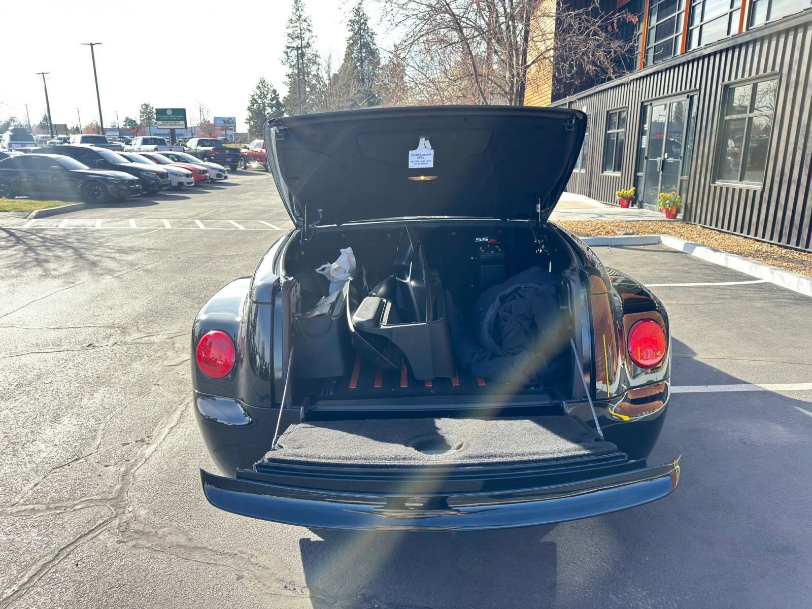 2004 Chevrolet SSR Base