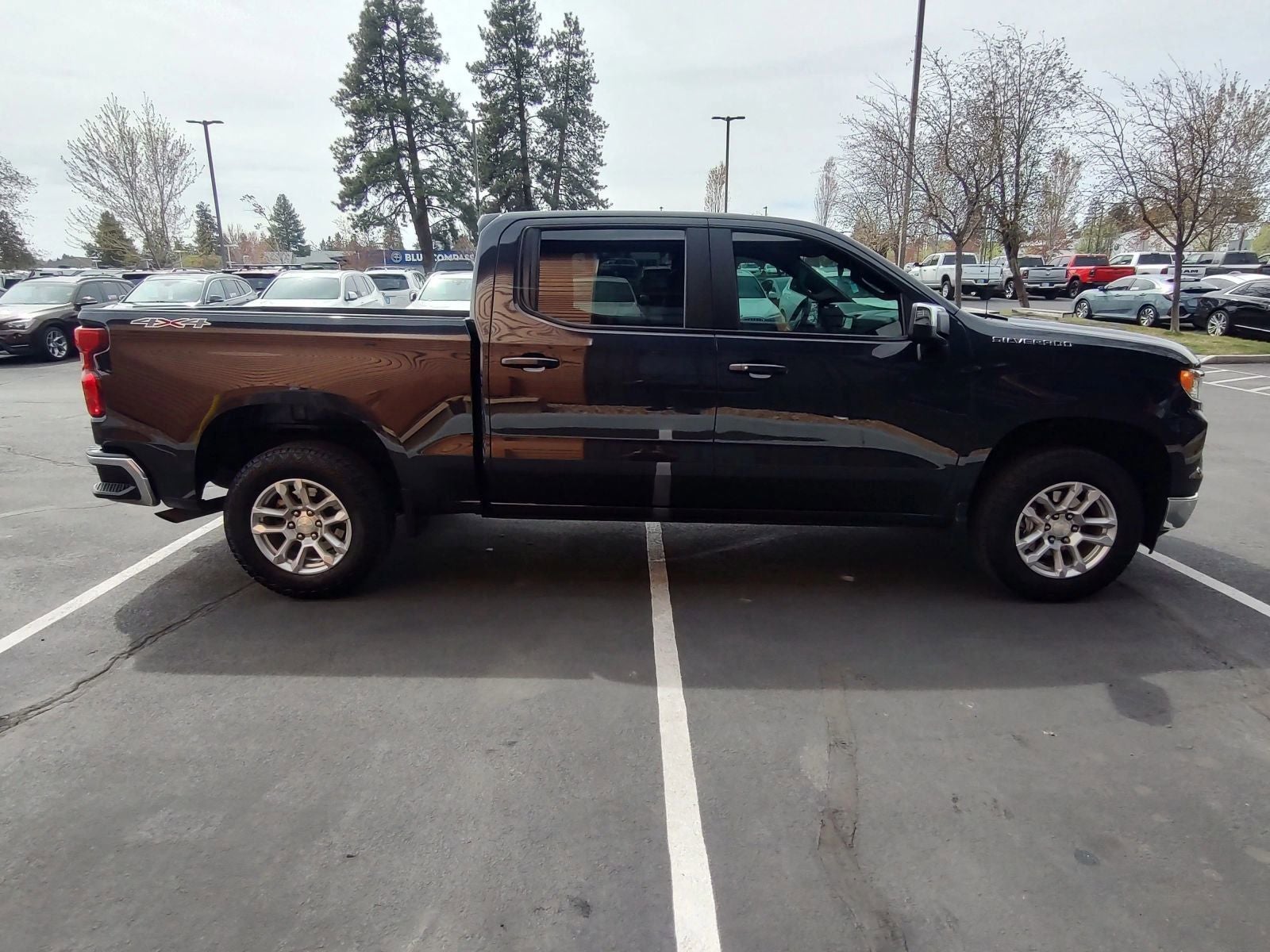 2023 Chevrolet Silverado 1500 LT LT1