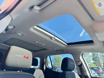 2023 GMC Acadia AT4