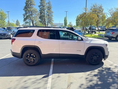 2023 GMC Acadia AT4