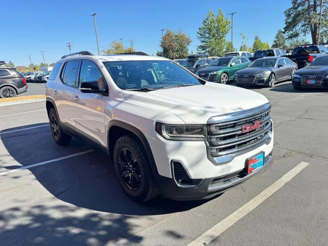 2023 GMC Acadia AT4