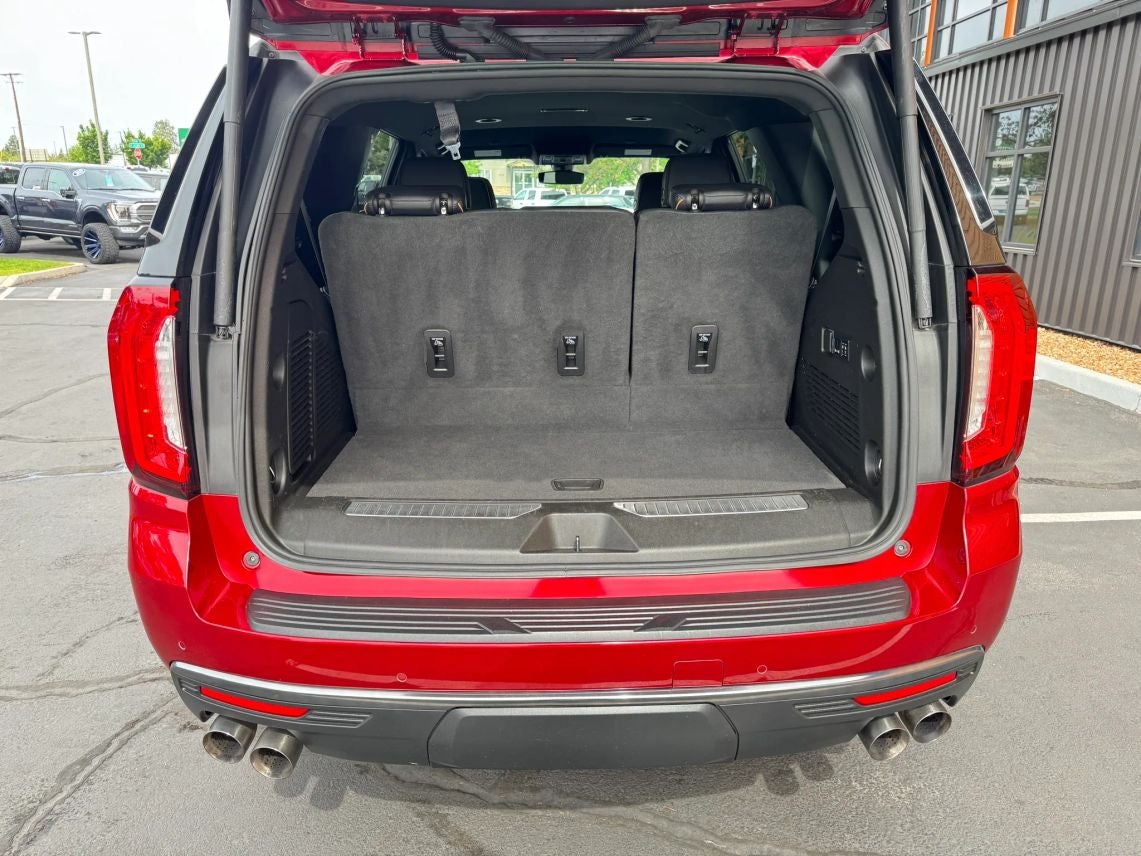 2022 GMC Yukon AT4 Sport Utility 4D