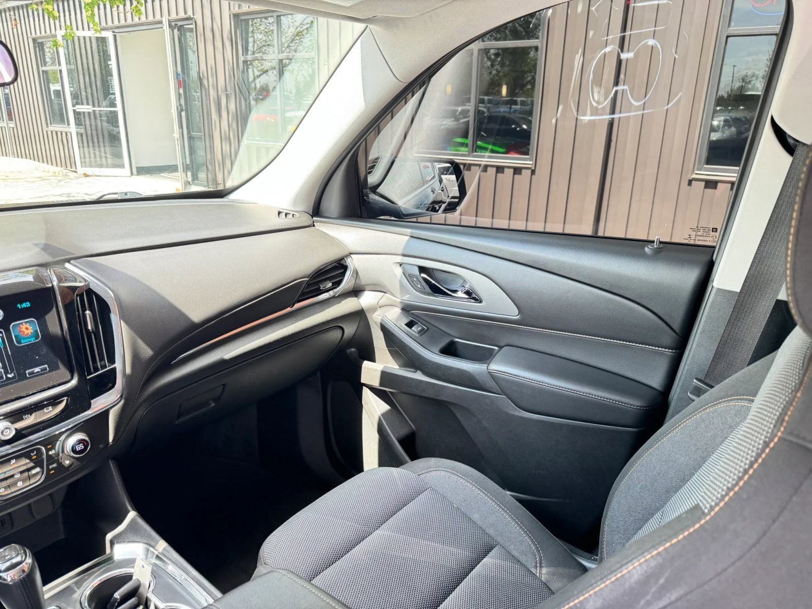 2018 Chevrolet Traverse LT Cloth w/1LT