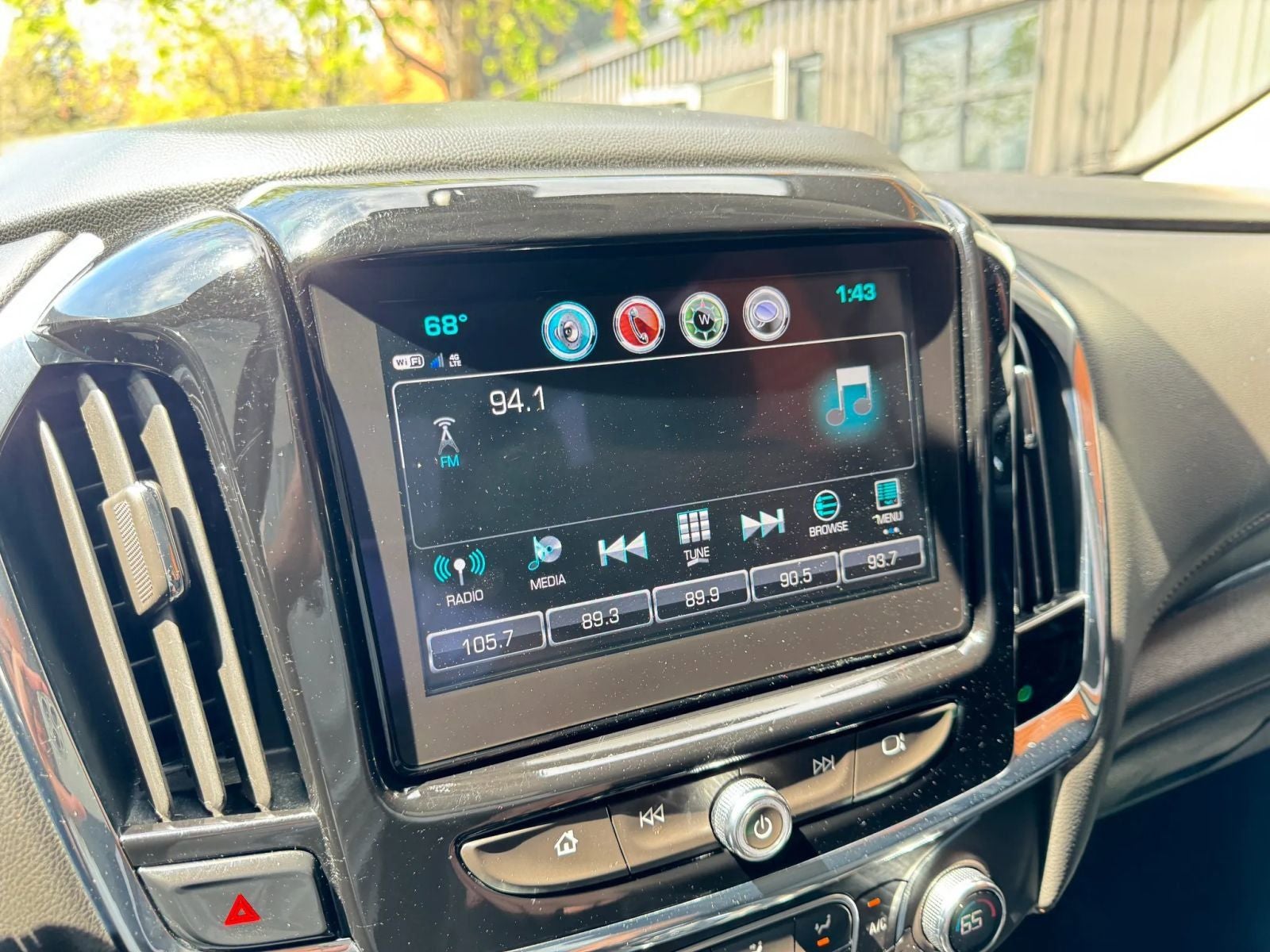 2018 Chevrolet Traverse LT Cloth w/1LT