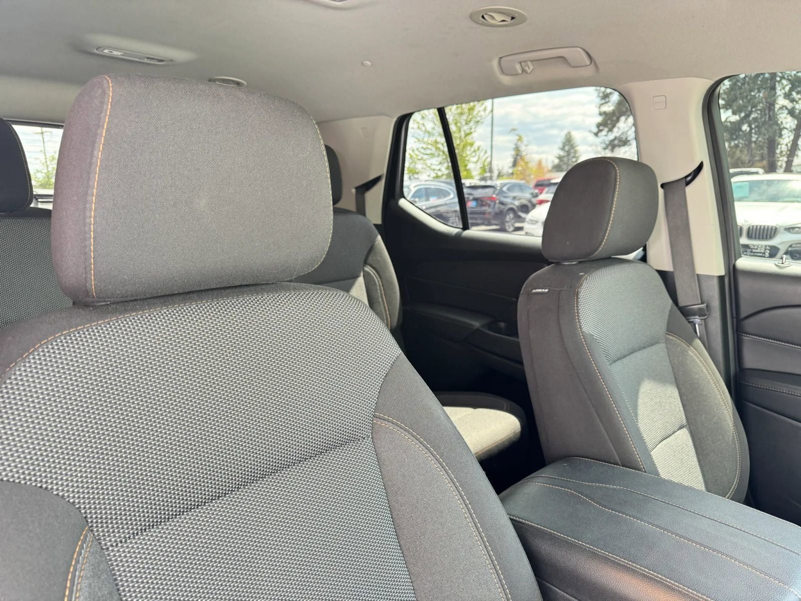 2018 Chevrolet Traverse LT Cloth w/1LT