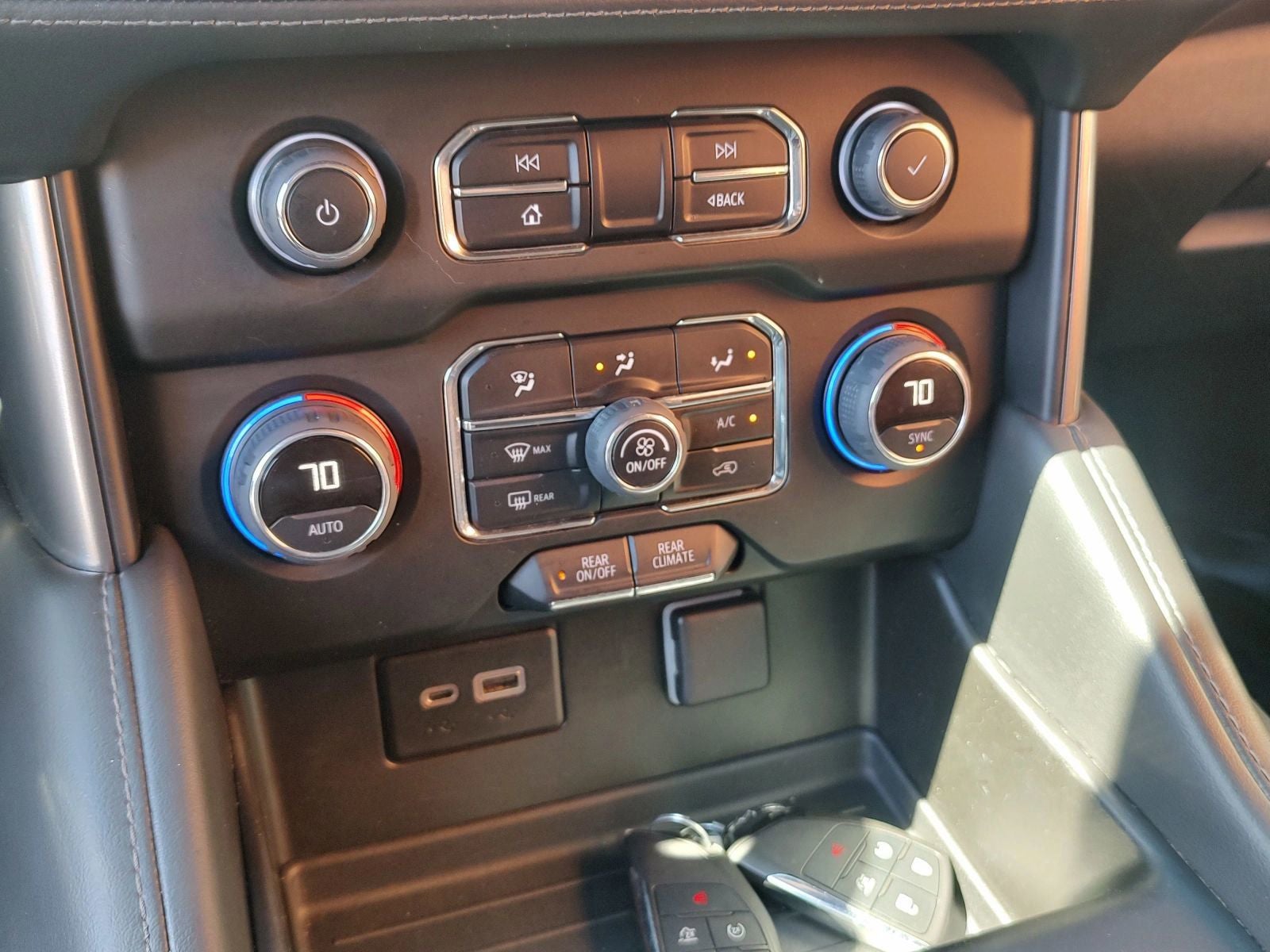 2022 Chevrolet Tahoe LS