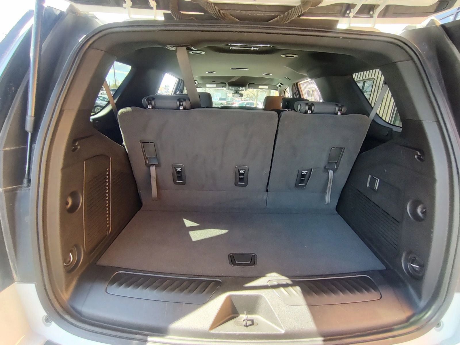 2022 Chevrolet Tahoe LS