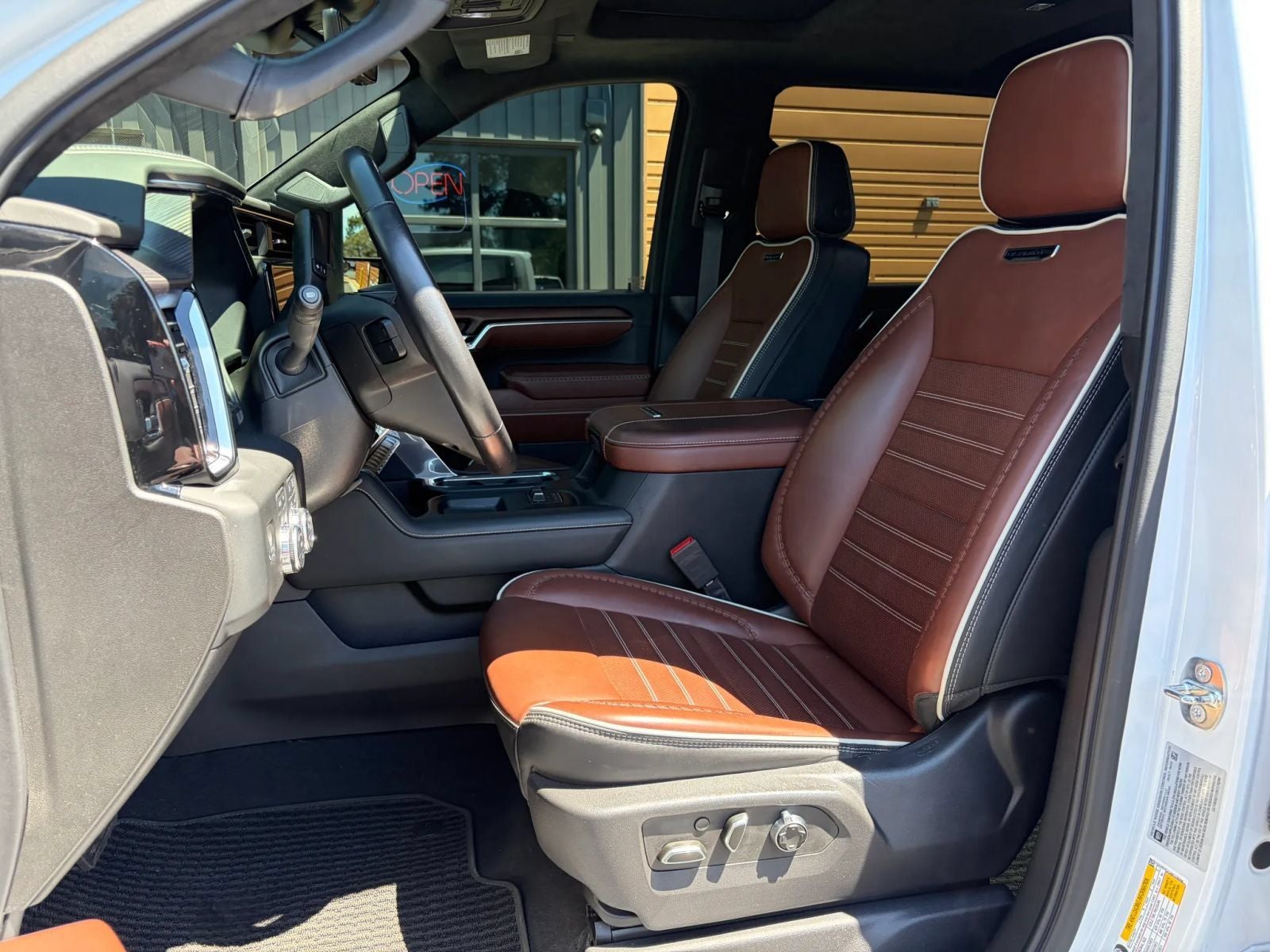 2024 GMC Sierra 2500HD Denali Ultimate
