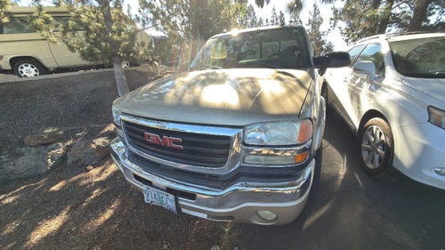 2005 GMC Sierra 2500 HD Extended Cab SLE Pickup 4D 8 ft