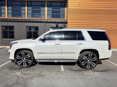 2016 Cadillac Escalade Luxury Collection