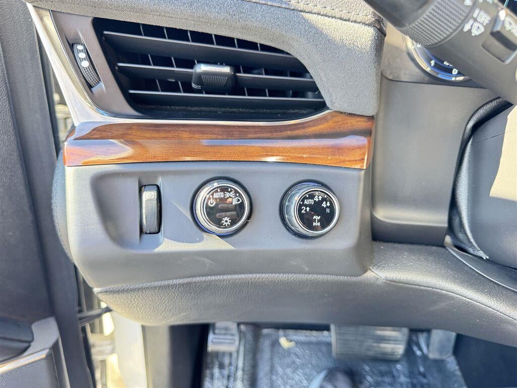 2016 Cadillac Escalade Luxury Collection