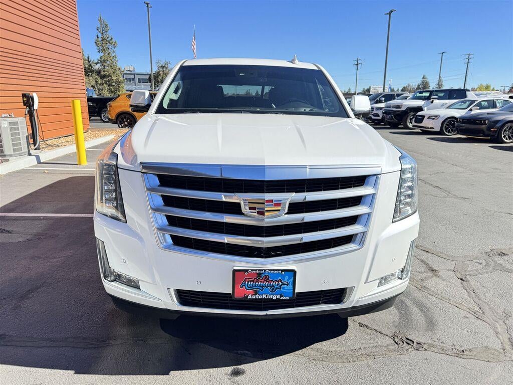 2016 Cadillac Escalade Luxury Collection