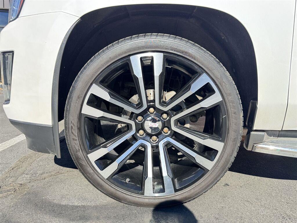 2016 Cadillac Escalade Luxury Collection