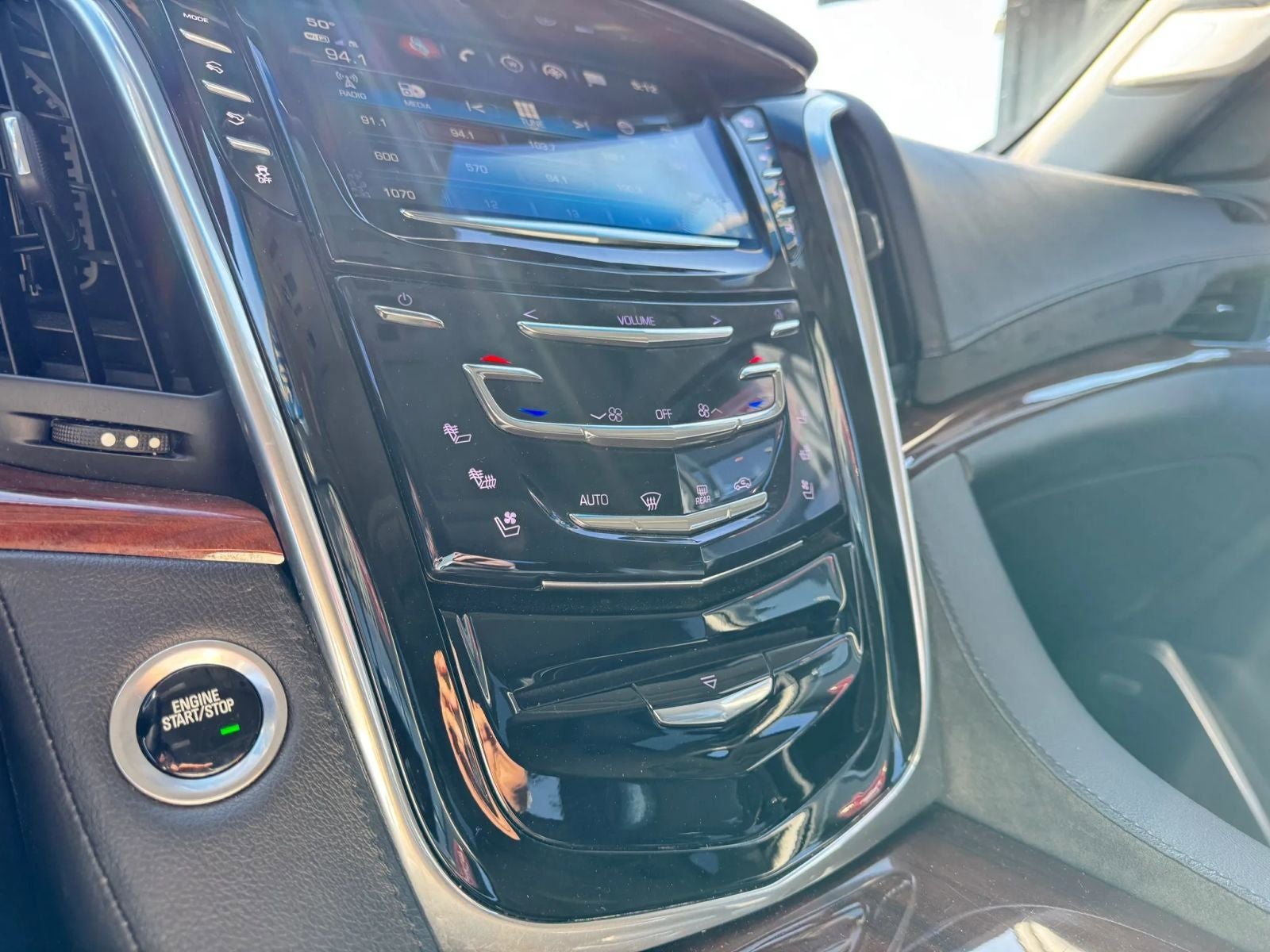 2018 Cadillac Escalade Premium Luxury