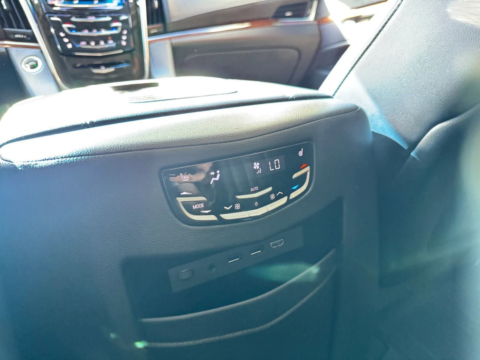2019 Cadillac Escalade ESV Premium Luxury